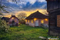 Casa rustica, cu teren roditor de peste 1.000mp, Sanzieni, C
