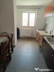 Apartament 2 camere et 2 
