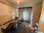 Apartament 2 camere semidecomandat spatios 56mp Rovine MOL 