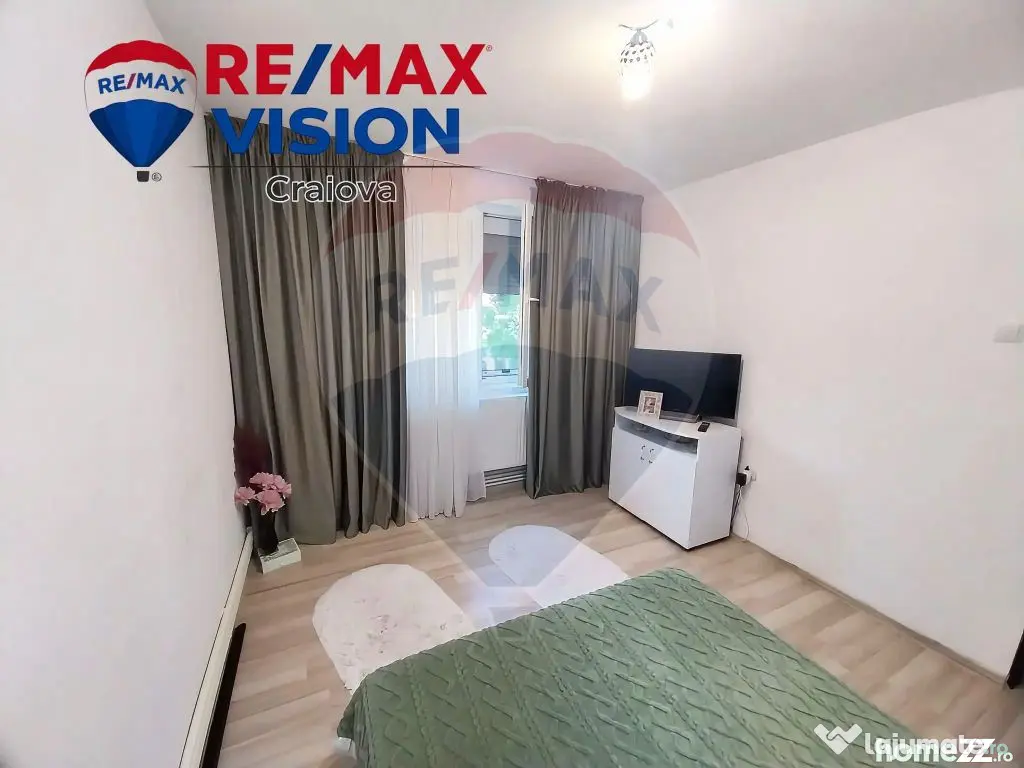 Apartament 3 camere Craiova, etaj intermediar, N. Titulescu