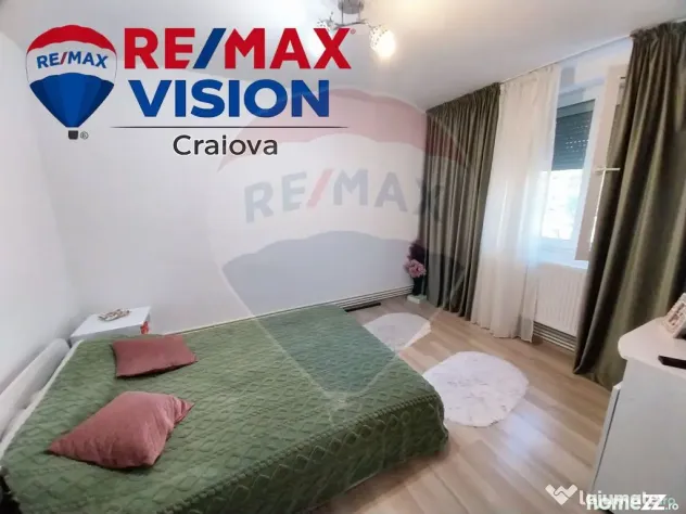 Apartament 3 camere Craiova, etaj intermediar, N. Titulescu