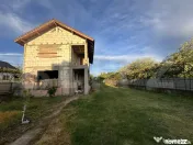 Casa cu etaj Stanesti 