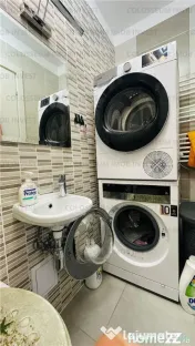 Apartament 3 camere, semidecomandat - zona Tractorul/ Top City 