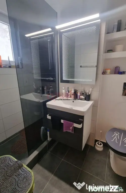 Apartament 2 camere decomandat, 53.82 mp , loc parcare –