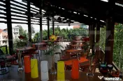 Pensiune Activă & Vilă Premium pe Drumul Poienii | Vedere 