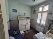 Apartament sic intr-un bloc vila interbelica 
