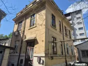 Apartament sic intr-un bloc vila interbelica 