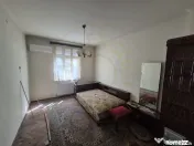 Apartament sic intr-un bloc vila interbelica 
