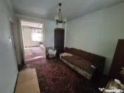 Apartament sic intr-un bloc vila interbelica 