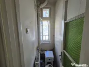 Apartament sic intr-un bloc vila interbelica 
