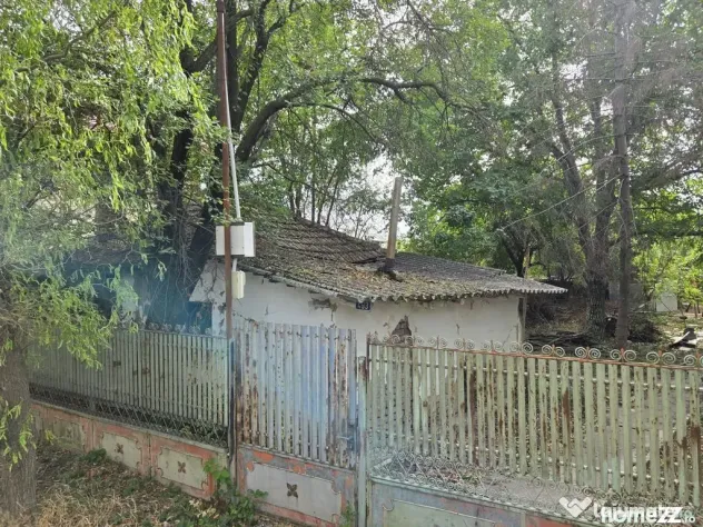 CREVEDIA - DARZA - TEREN 884MP I UTILITATI IN ZONA I COMI...
