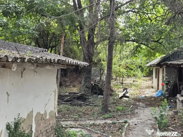 CREVEDIA - DARZA - TEREN 884MP I UTILITATI IN ZONA I COMI...