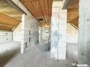 Casă cu 7 camere de vânzare Preutești jud Suceava 