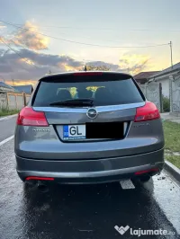 Vând Opel insignia SPORT TOURIER  OPC LINE  TURBO 4X4 