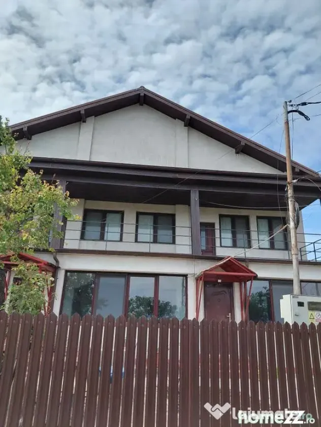 Casa P+1 zona Traian cu vedere la Brates - Galati (Galati)