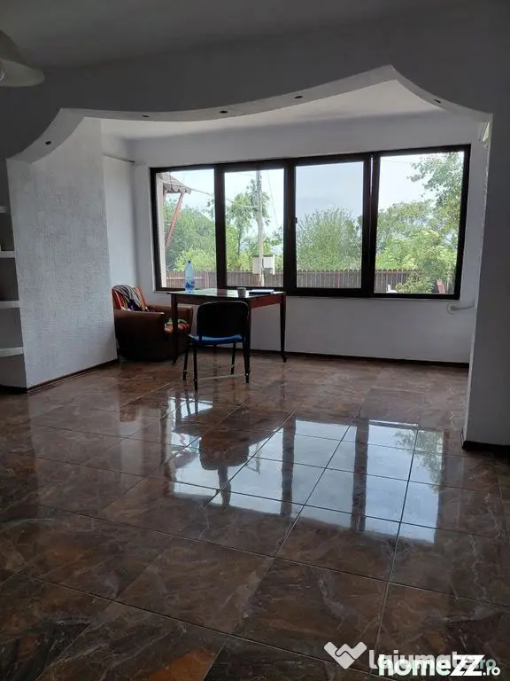 Casa P+1 zona Traian cu vedere la Brates - Galati (Galati)