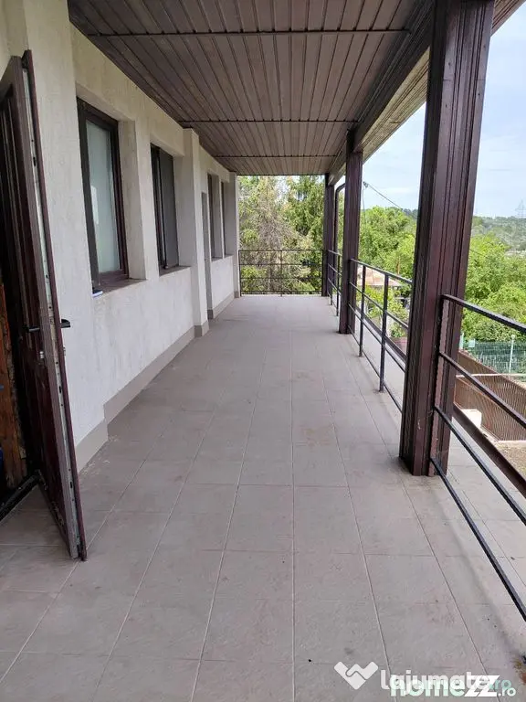 Casa P+1 zona Traian cu vedere la Brates - Galati (Galati)