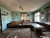 Casa la tara, 4000mp teren, utilitati, acces A10, sat Dumbra 