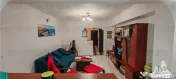 Apartament de 4 camere, cu centrala proprie, foarte spatios, 