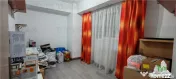 Apartament de 4 camere, cu centrala proprie, foarte spatios, 