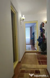 De vanzare -- casa in comuna Pechea, jud. Galati, teren 8...