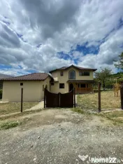 Casă ecologică exclusivistă din beton de canepă, concept 