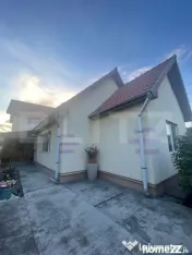 Casa cu etaj, 5 camere, 140 mp utili, Zona Șarât, Câmpia 