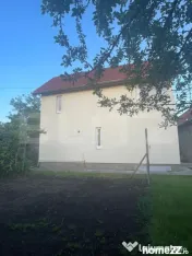 Casa cu etaj, 5 camere, 140 mp utili, Zona Șarât, Câmpia 