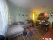 Casa cu etaj, 5 camere, 140 mp utili, Zona Șarât, Câmpia 