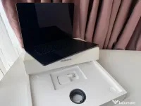 Macbook Air M3 15.3" 2024 8Gb RAM 256Gb SSD 