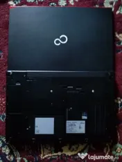 Laptop Fujitsu E557 