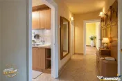 FILM:Apartament cu 4 camere,2 bai,2 balcoane,2 garaje,Targu 