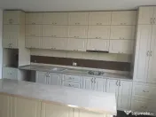 Mobila la comanda 