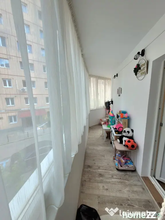 Apartament 2 camere, decomandat - zona Astra