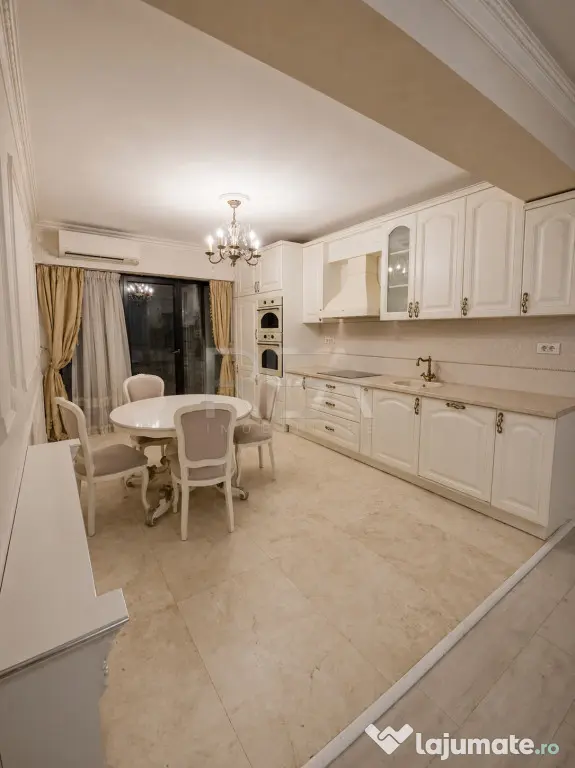 3 camere Nerva Traian decomandat,centrală,et. 4, an 2014, m