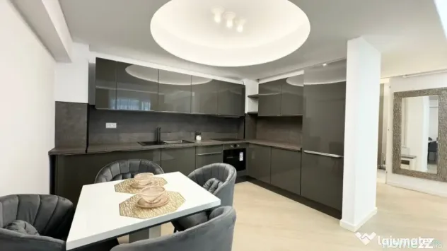 Apartament l 3 Camere l Cortina North