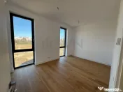 Vila cu deschidere la lacul Grivita 