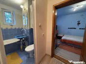 3 cam. etaj 1, 2 bai, 2 balcoane, mobilat+utilat, zona Spital 