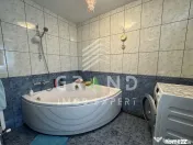 Casă cochetă cu grădină superbă și garaj | 624 mp tere