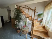 Casă cochetă cu grădină superbă și garaj | 624 mp tere