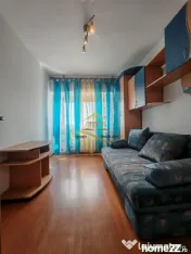 Apartament 3 camere, etaj 2, zona Ștefan cel Mare 