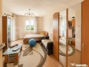Apartament 2 Camere 65 m2 Etajul 1 Si Garaj 25 m2, Reghin 