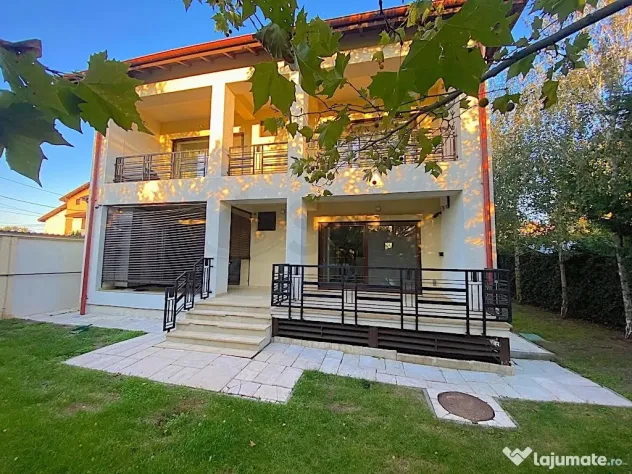 Vila de lux cu spatii generoase