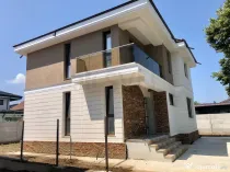Vila Cernica cu pompe de caldura si panouri fotovoltaice