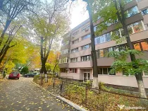 Apartament 2 camere - bloc reabilitat - centrala proprie ...