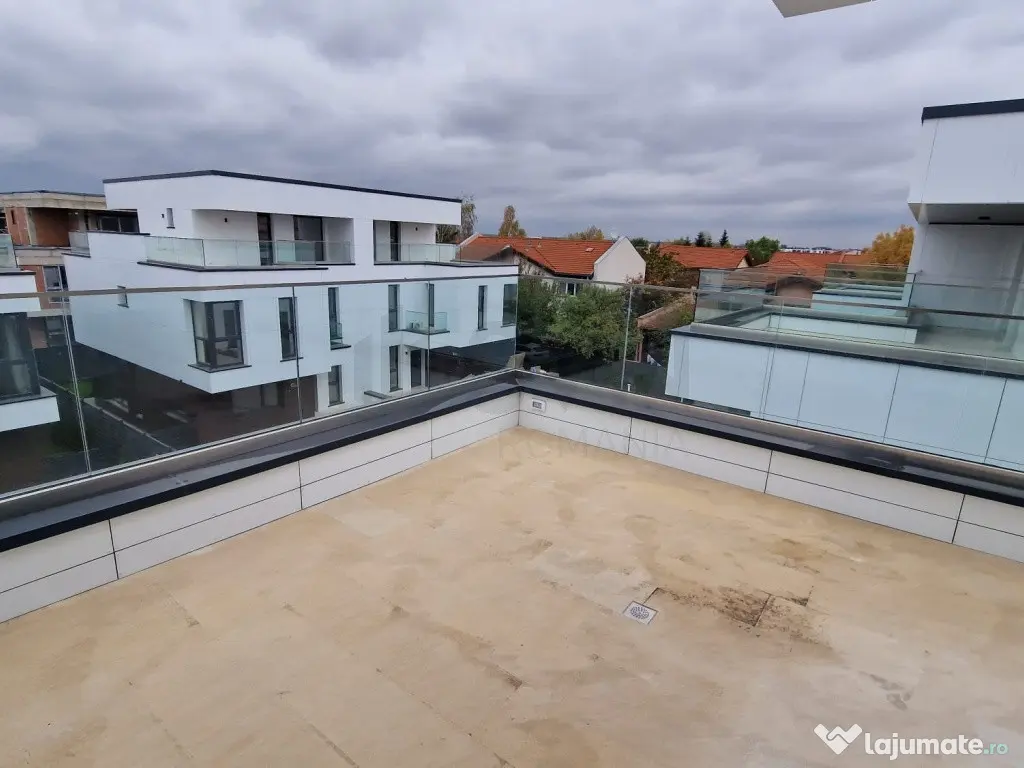 Vila de inchiriat 5 camere Pipera
