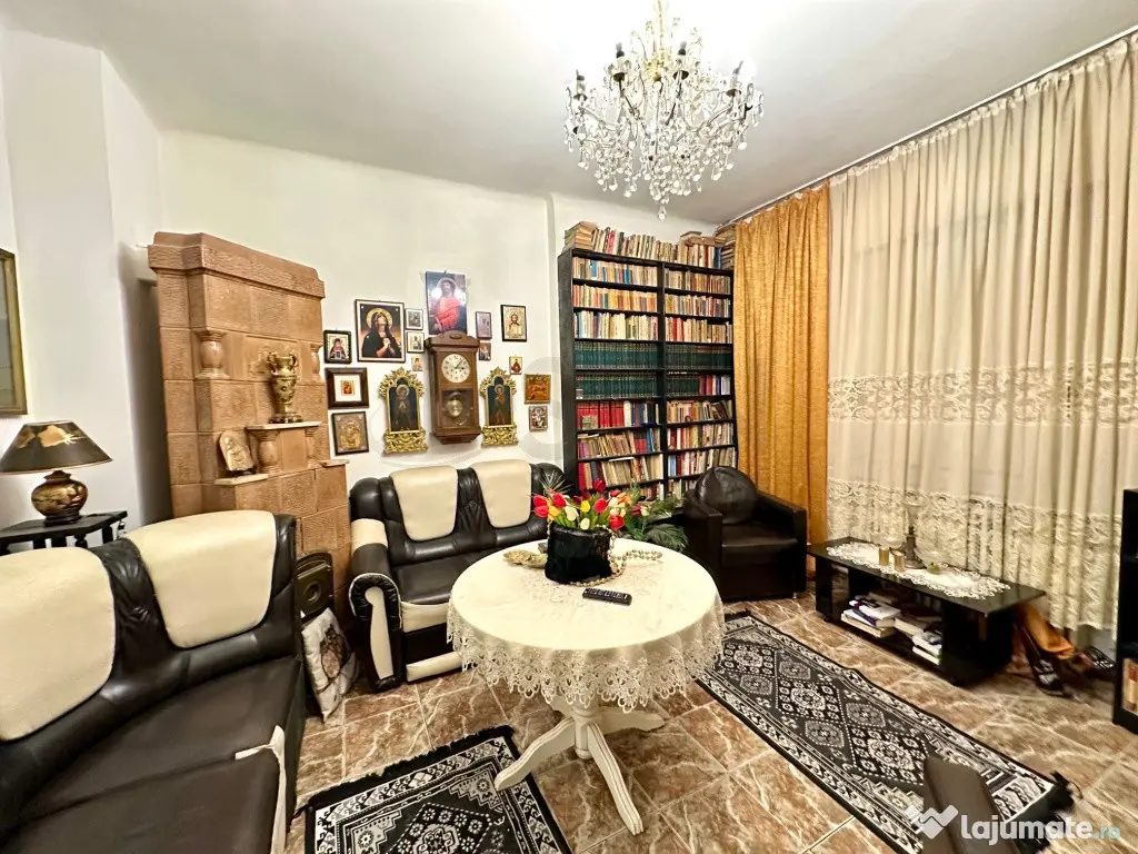 Casa 10 camere Piata Alba Iulia