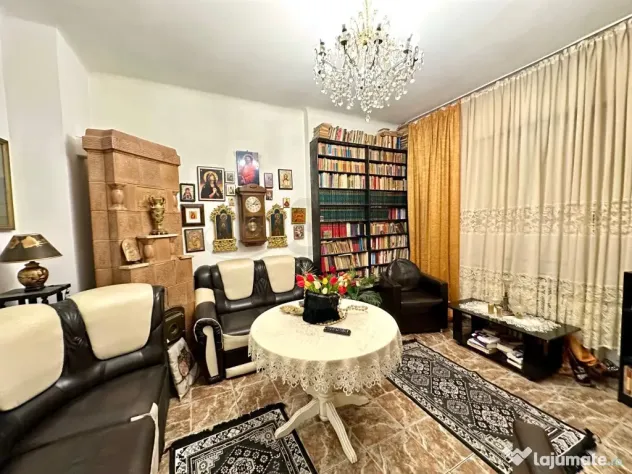 Casa 10 camere Piata Alba Iulia