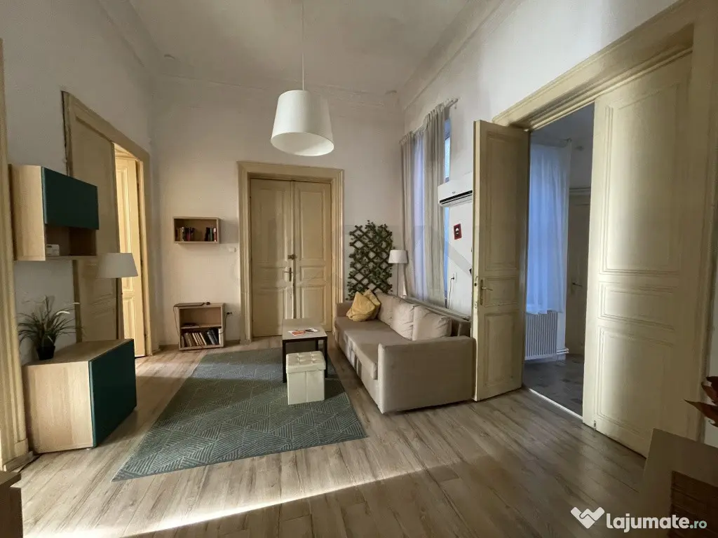 5 Camere Sfintii Voievozi Vila Interbelica Superba