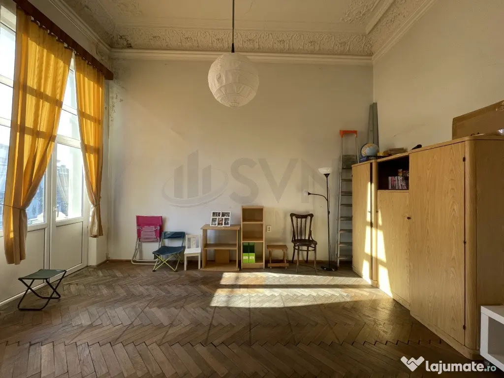 5 Camere Sfintii Voievozi Vila Interbelica Superba